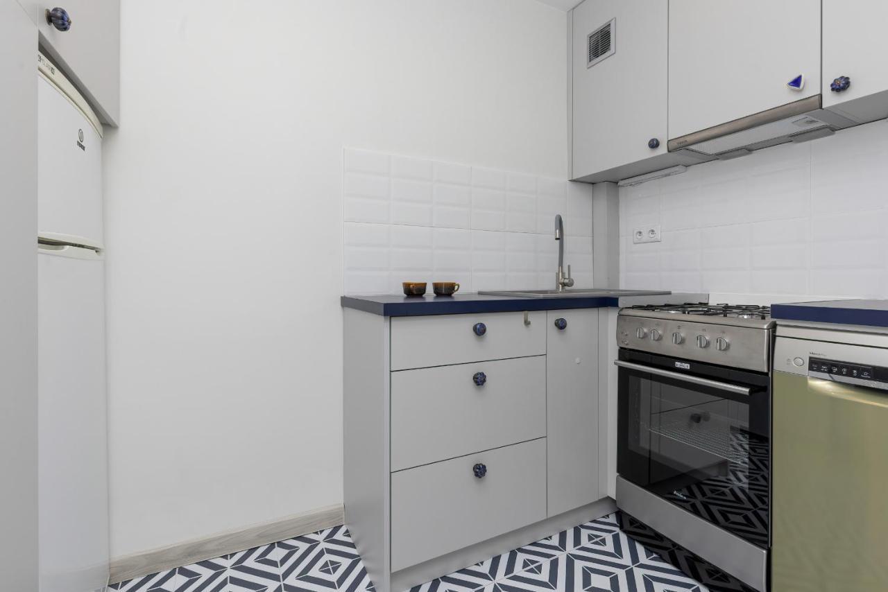 Cozy And Comfortable Wola Apartment By Noclegi Renters Warsaw Ngoại thất bức ảnh