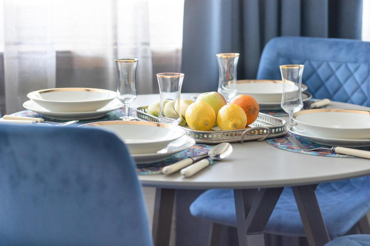 Cozy And Comfortable Wola Apartment By Noclegi Renters Warsaw Ngoại thất bức ảnh